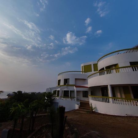 Villa Infinity By The Sea Murud  ภายนอก รูปภาพ