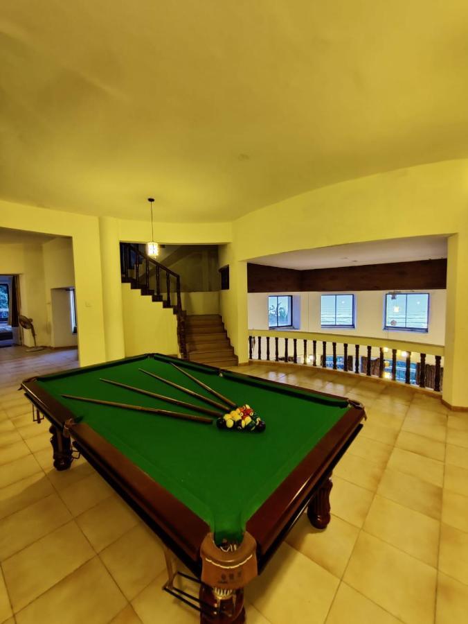 Villa Infinity By The Sea Murud  ภายนอก รูปภาพ
