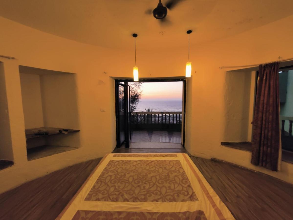 Villa Infinity By The Sea Murud  ภายนอก รูปภาพ