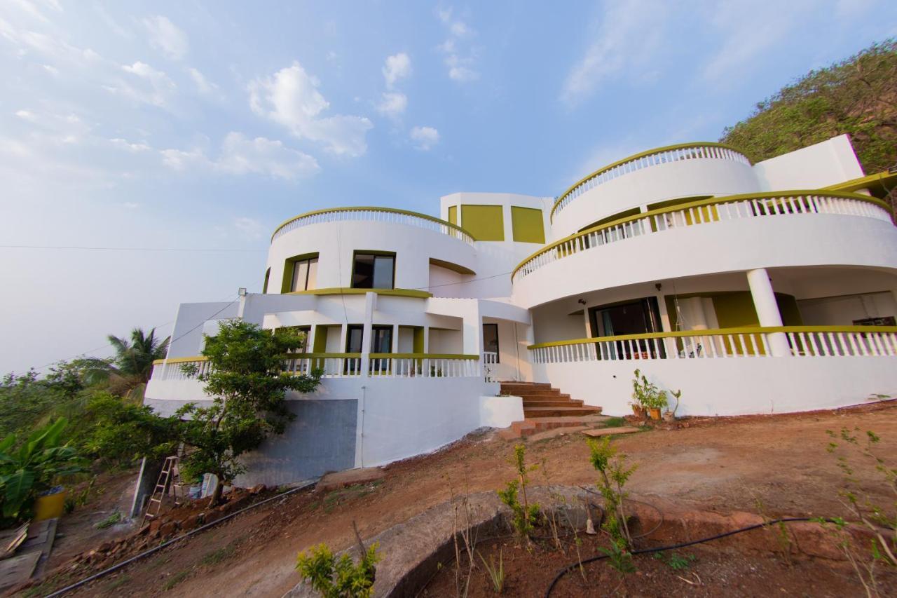 Villa Infinity By The Sea Murud  ภายนอก รูปภาพ