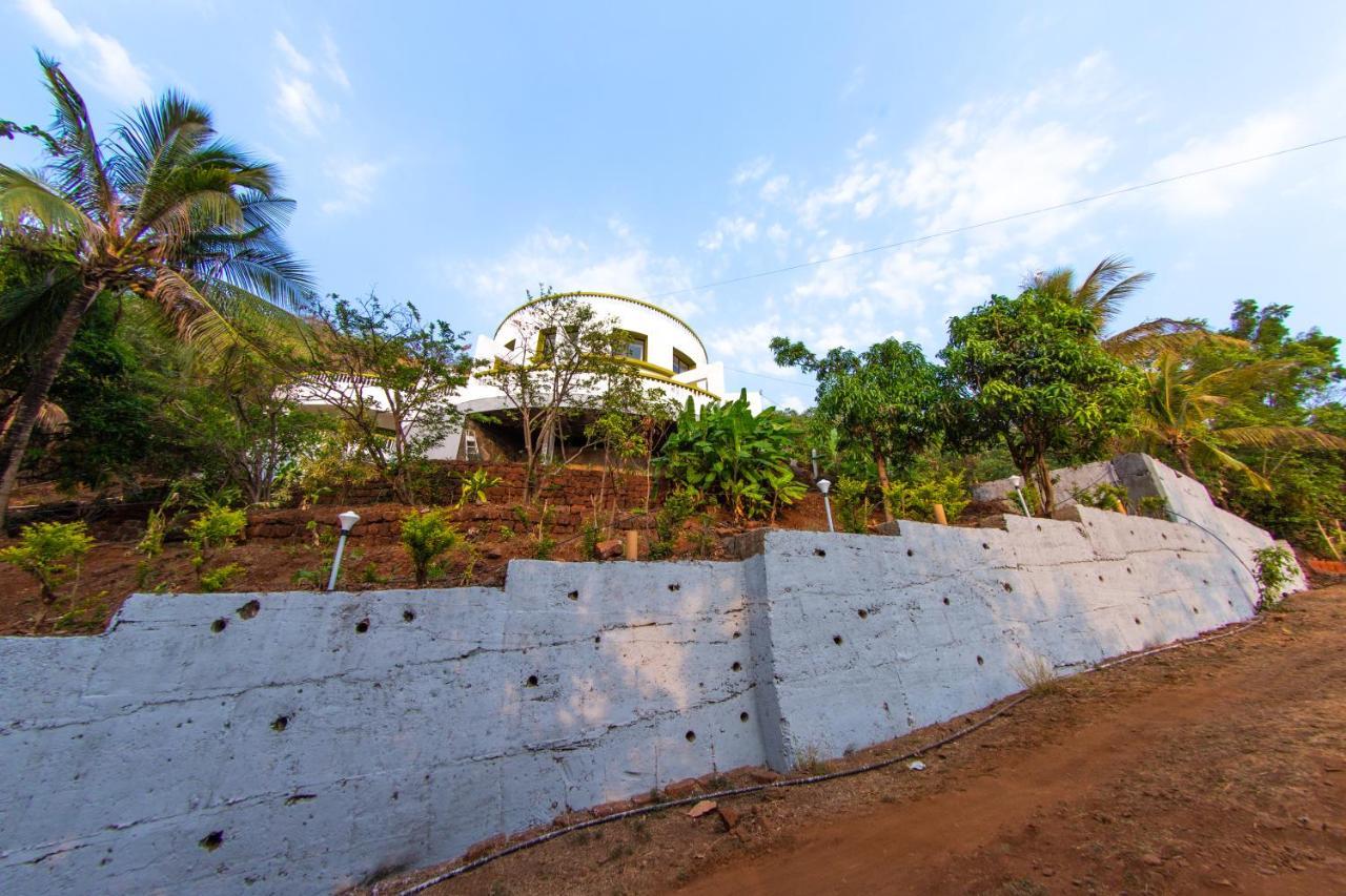 Villa Infinity By The Sea Murud  ภายนอก รูปภาพ