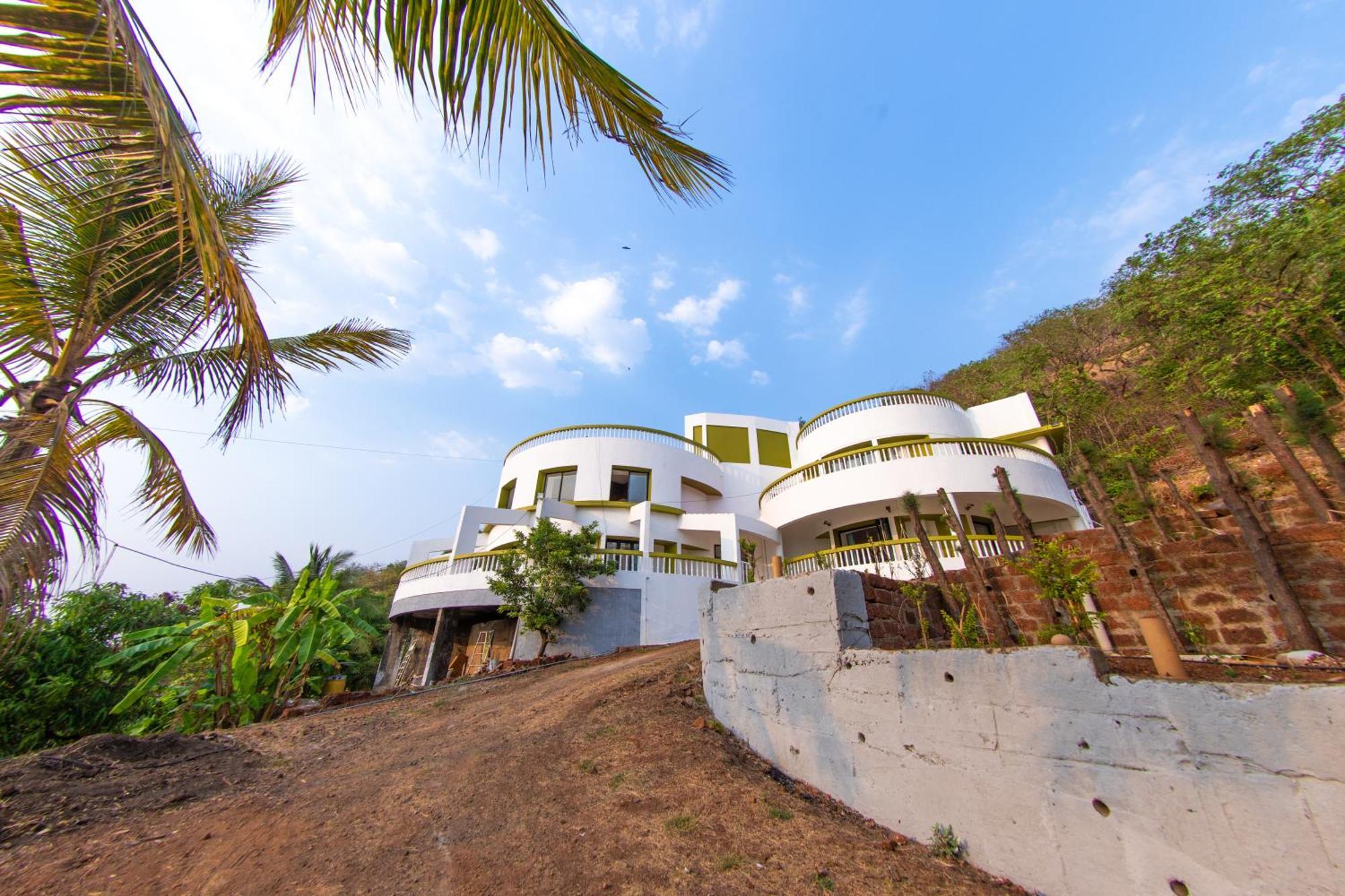 Villa Infinity By The Sea Murud  ภายนอก รูปภาพ